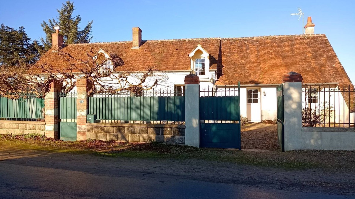 Fresnes House | Longère ideally located for visiting the chateaux of the Loire Valley