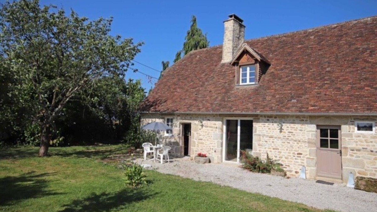 Colombiers House | Longere Normande - Laure Room