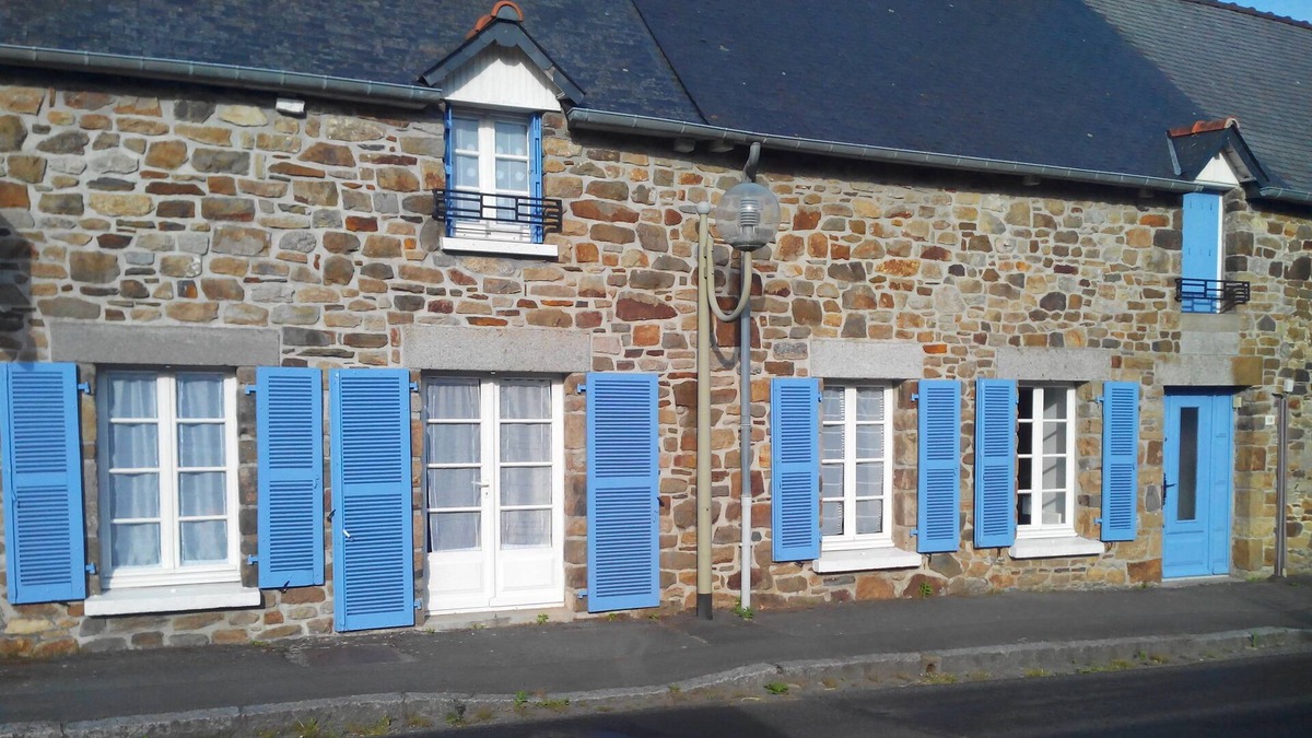 Le Vivier-sur-Mer House | Longère (traditional farmhouse) in the heart of the Bay of Mont-Saint-Michel at Le Vivier sur Mer