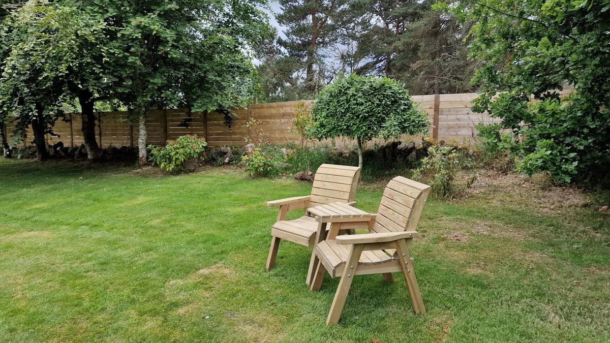 Balloch Cottage | Longfield, Daviot - woodland cottage near Inverness