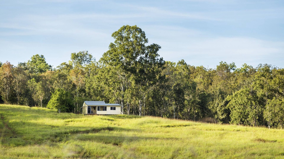 Tolga Cabin | Longhorn Lodges - Boutique Farmstay FNQ