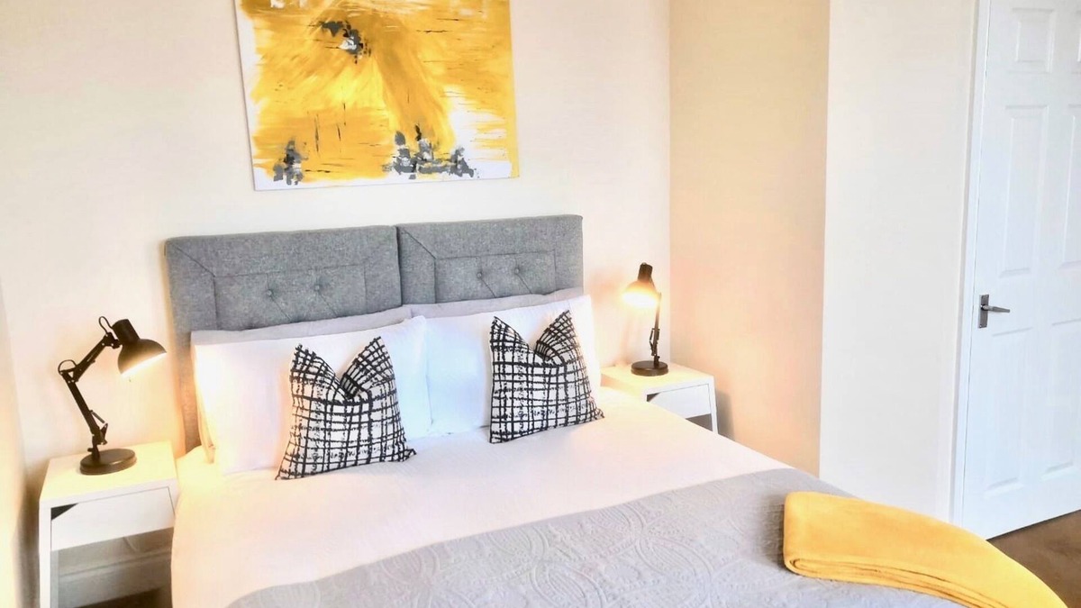 Clacton-on-Sea Apartment | Longleat - 2 bedroom apartment Clacton on Sea