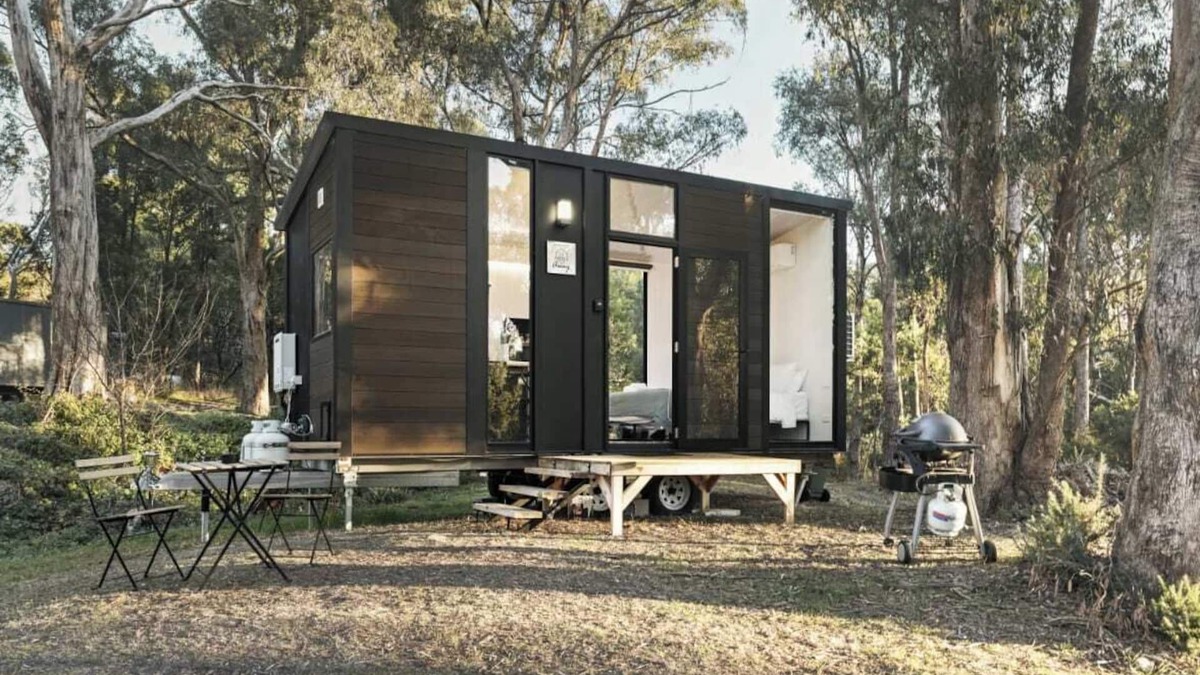 Sailors Hill House | Longmore Estate by Tiny Away