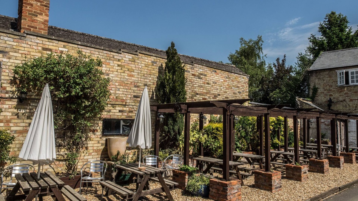 Woburn Hotel | Longs Inn