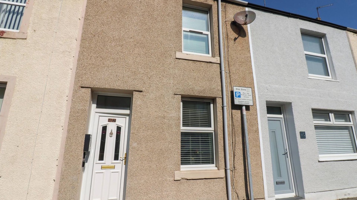 Stainburn Cottage | LONSDALE STREET in Workington