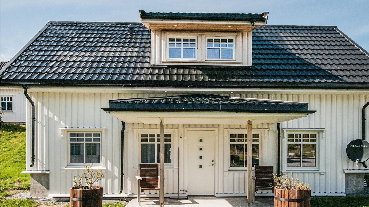 Oksvoll Apartment | Look forward to a beautiful vacation in scenic surroundings on the Fosen Peninsula.