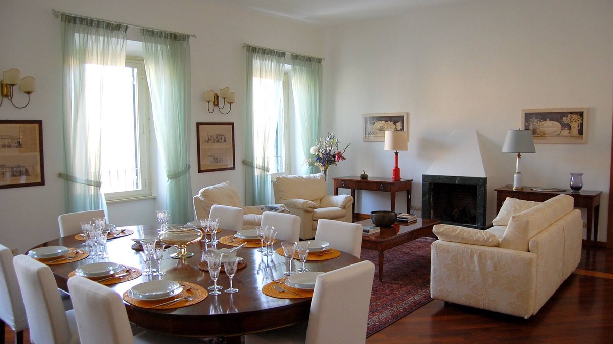 Navona Apartment | LOOK UP OUR RATES