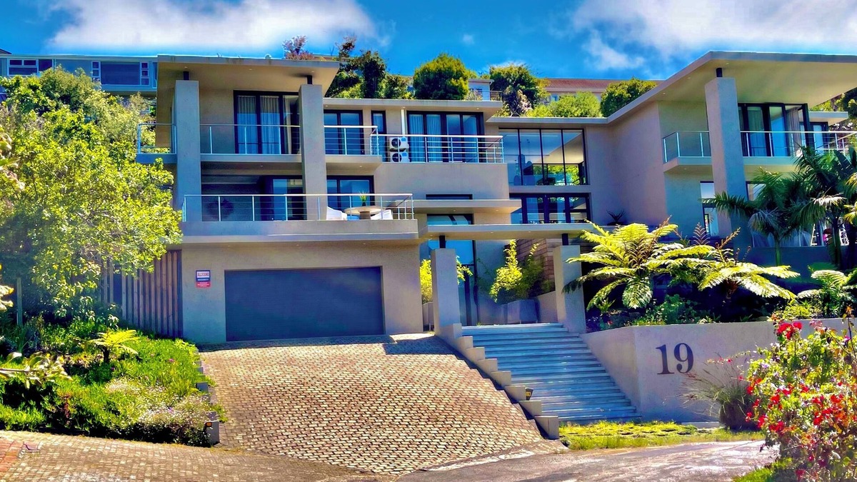 Paradise Villa | Looking for the perfect escape in a true paradise setting has never been so easy