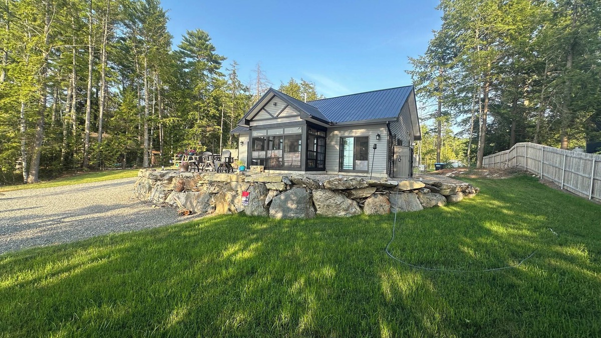 Old Town House | Loon Cove on Pushaw Lake, 2 Bedroom 2 full Bath, Water Front