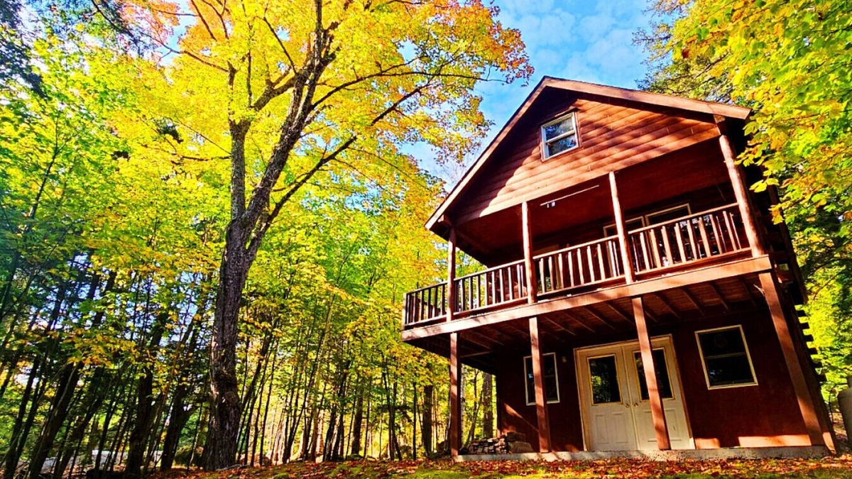 Beaver Cove Cabin | Loon Dream - Waterfront Cabin-Direct ATV Access