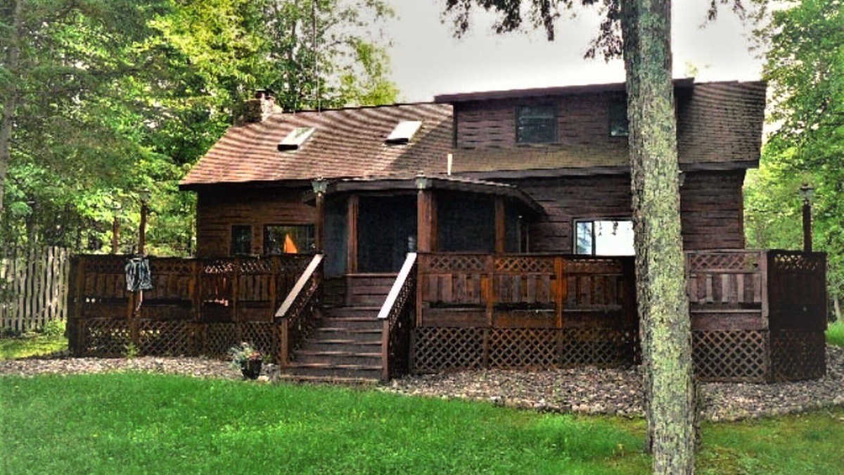 Butternut Cabin | Loon Landing on Schnur Lake | 3 Bed, 1 Bath