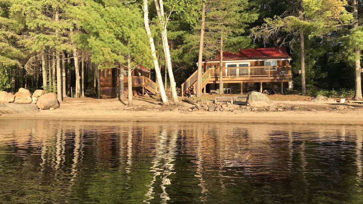 Killaloe Cottage | Loon Lodge - Golden Lake (Cottage & Bunkie -Sleeps 8)