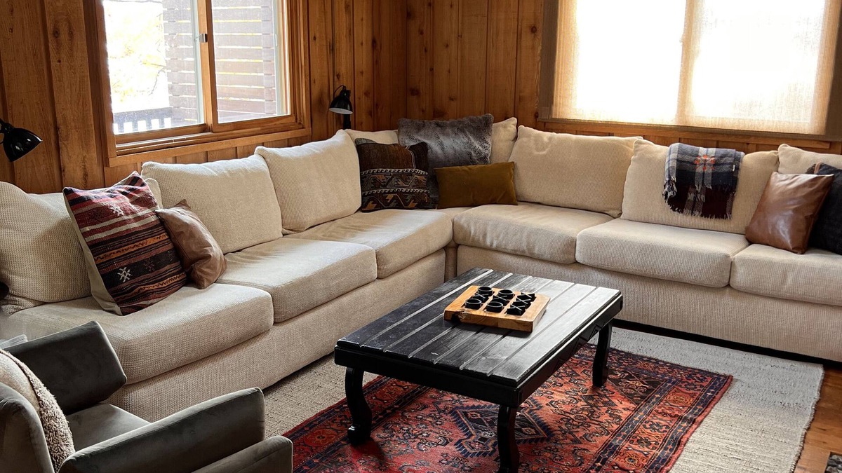 Comstock House | Loon Lodge - Hot Tub/Sauna/Real Wood Fireplace