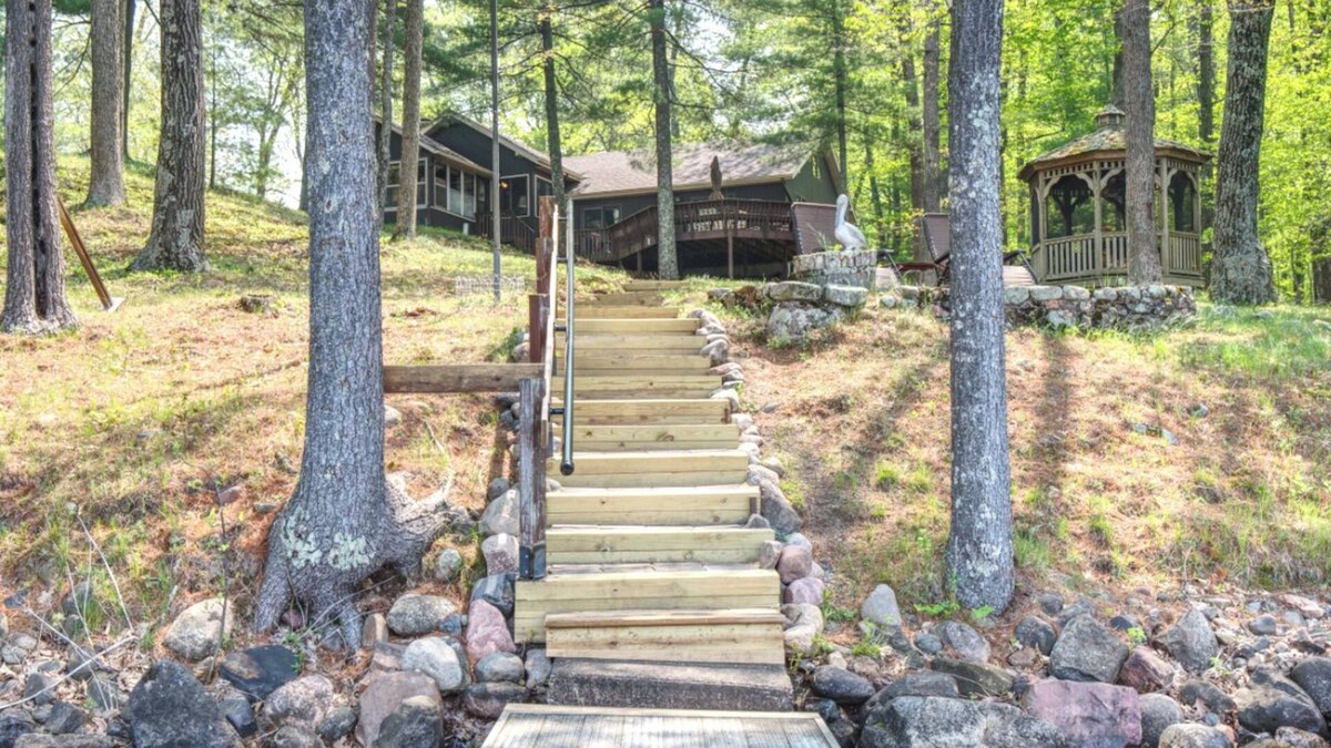New Auburn Cabin | Loon's Nest Cabin on Lower Long Lake