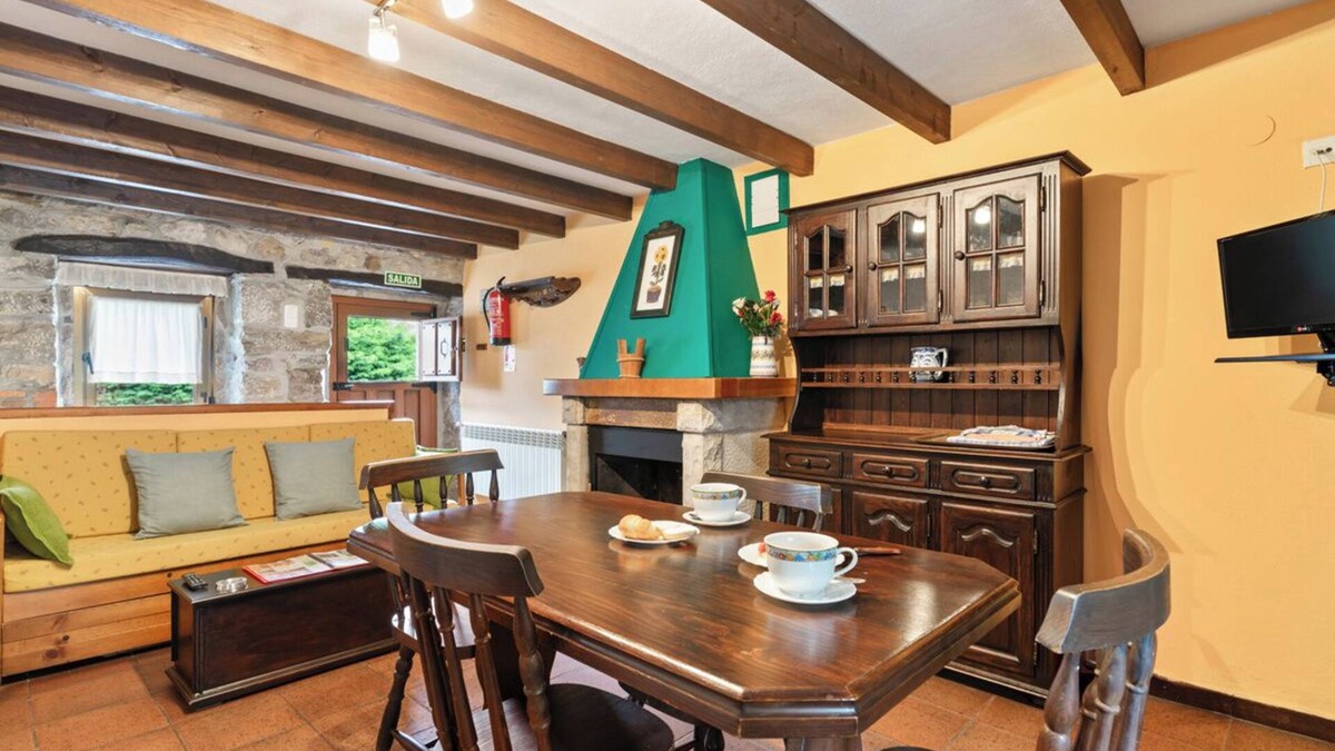 Caunedo Apartment | Lorences Rural Apartments for 2 people