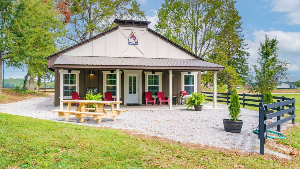 Saint Francis Cottage | Loretto Cottage on Bourbon Trail w/Fire Pit
