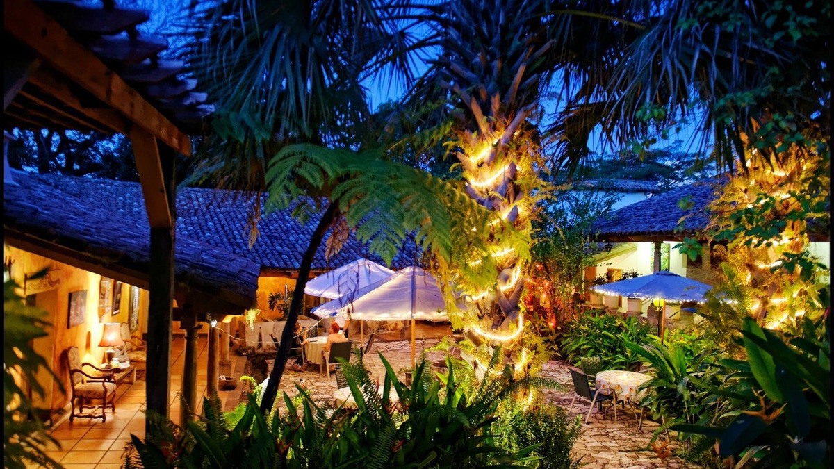 Suchitoto Hotel | Los Almendros de San Lorenzo