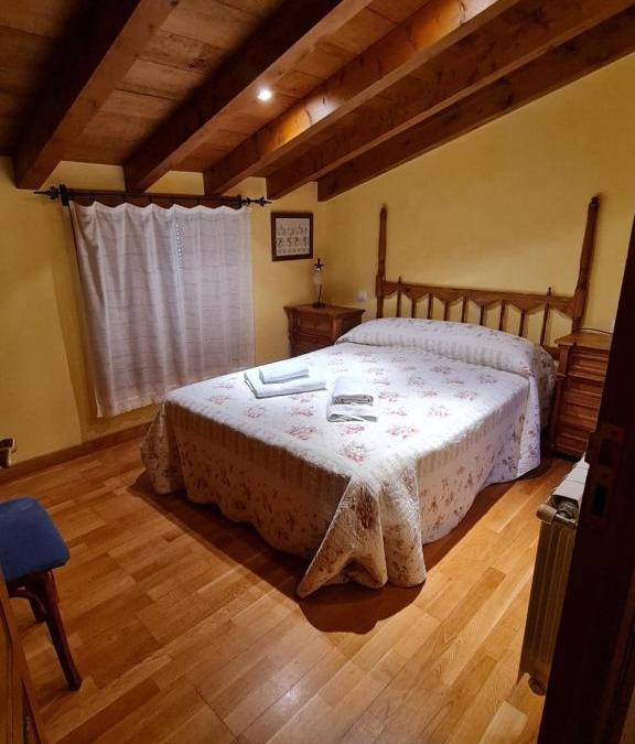 Cuevas del Valle House | Los Moranegos