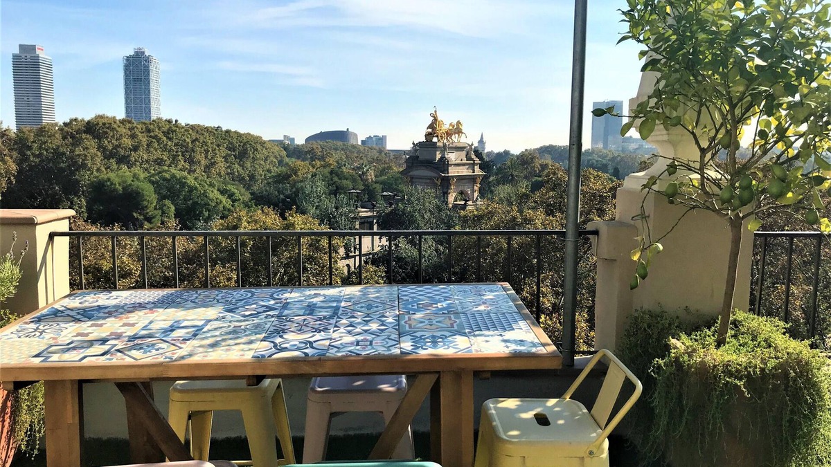Sant Marti Apartment | LOST GARDEN - Strategic location, Great park views