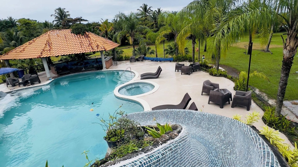 Cuyamel House | Lost in Paradise.Itzayana Estate (A gift of God in mayan language)