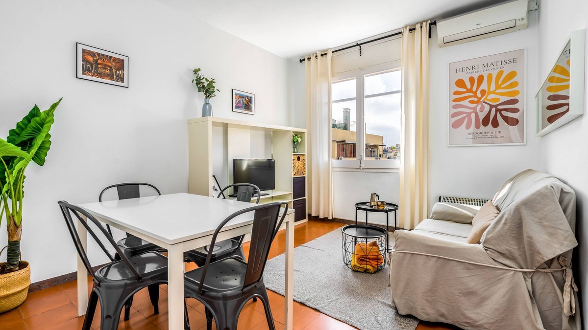 el Fort Pienc Apartment | Lots of light and space!