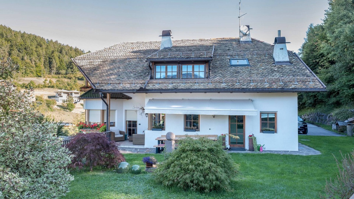 Trodena Apartment | 'Lotschenhof Apartment Tulpe' with Mountain View, Garden & Wi-Fi