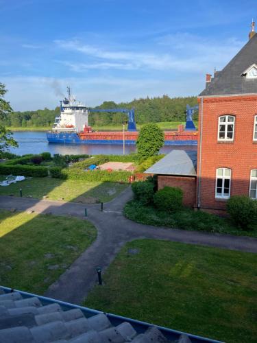 Schulp b. Rendsburg Apartment | Lotsenstation am Nord Ostsee Kanal