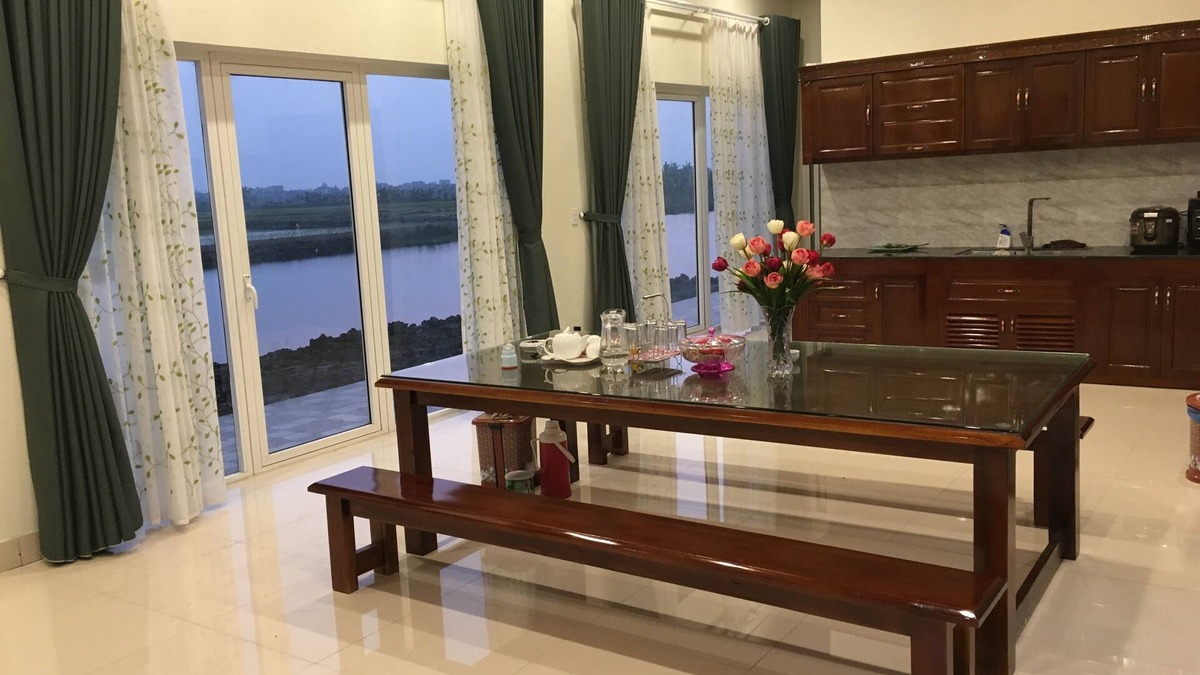 Huyen Kien Thuy House | Lotus House