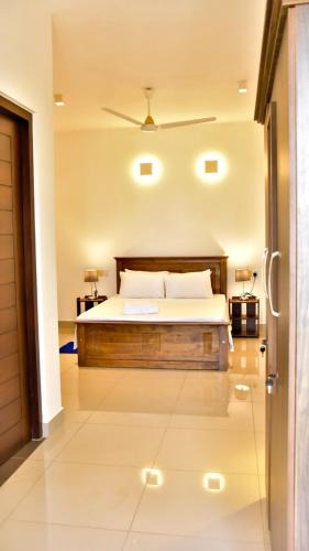 Kirula Apartment | Lotus Luxe Residences