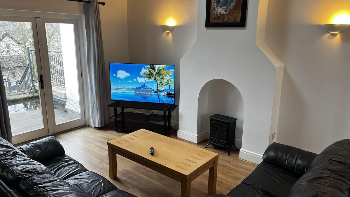 Mountshannon House | Lough Derg Holiday Home