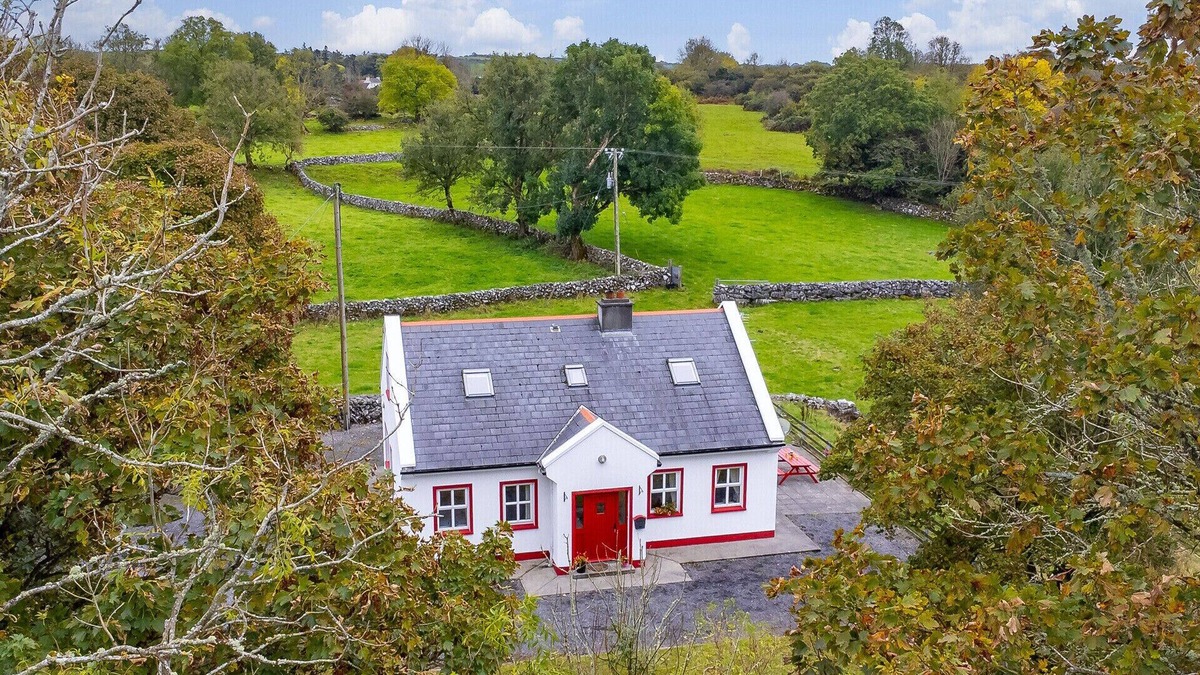 Neale Ski Chalet | Lough Mask Fishing Cottage