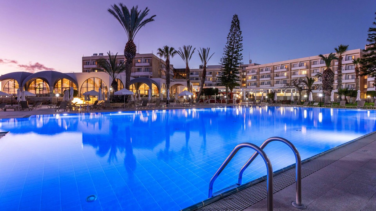 Geroskipou Resort | Louis Phaethon Beach
