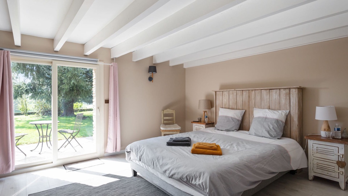 Le Cellier House | Louis Room - Au Clos de Launay