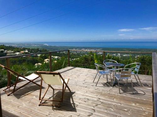 L'Etang-Sale Cabin | Lounge des hauts, 3 maisons à L'étang-Salé avec vue sur l'Océan indien et la forêt