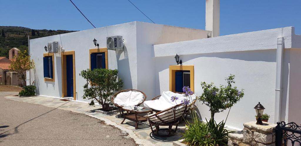 Kithira House | LOURANTIANIKA HOUSE