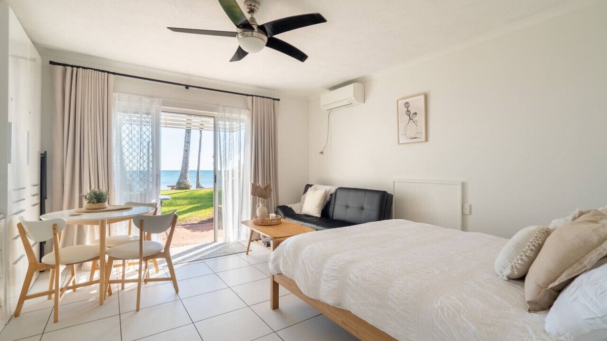 Dolphin Heads Apartment | Lousha Bach Dolphin Heads Resort