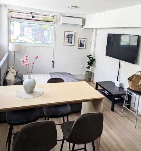 Karpenisi Apartment | Loutraki central studio