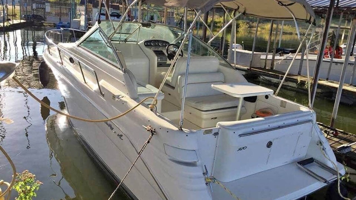 Portsmouth Boat Rental | Love Boat Adventurer