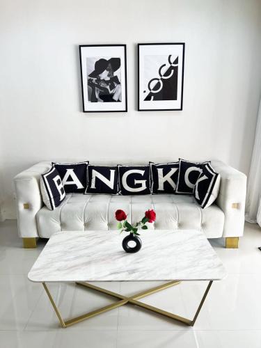 Wang Thonglang Villa | Love House