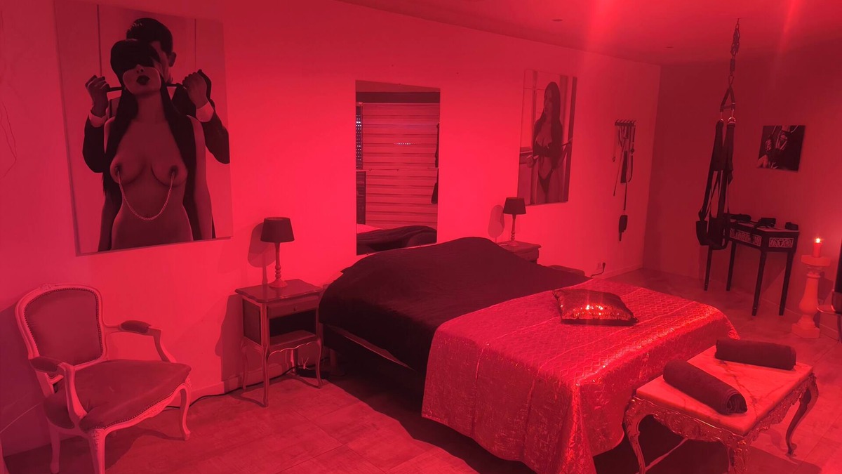 Athies Apartment | love room arras tentation, love room tentation arras