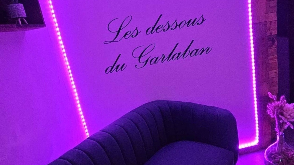 Roquevaire Bed & Breakfast | Love Room Les dessous du Garlaban
