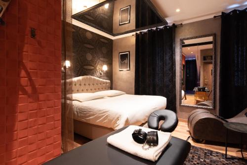 Gare Apartment | LOVE ROOM - Luxembourg