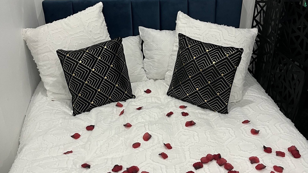 Les Chutes Lavie Apartment | Love Room Marseille