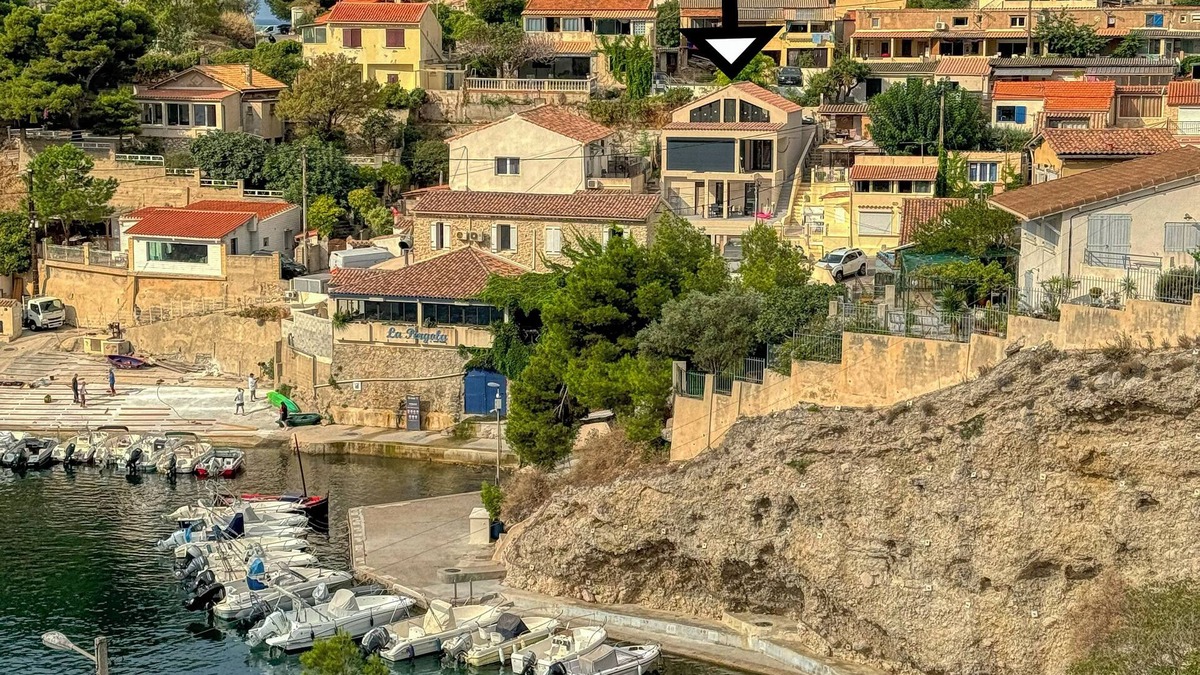 Niolon Apartment | Love room with magnificent sea view