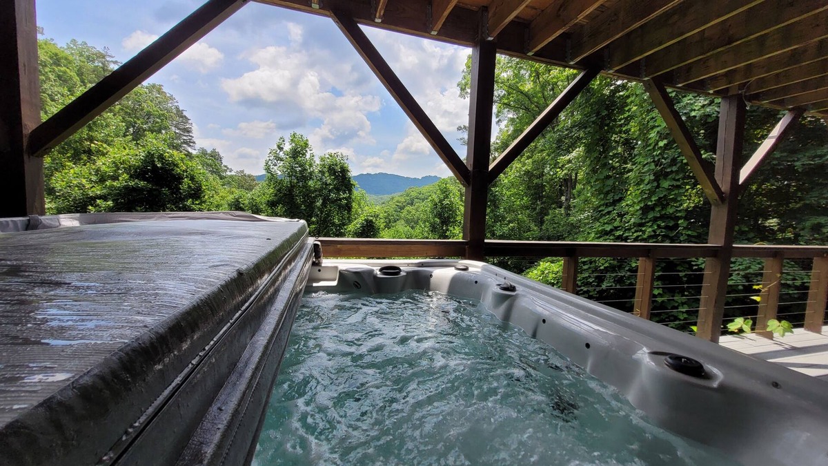 Almond Cabin | Love's Lane - Secluded Couples' Getaway
