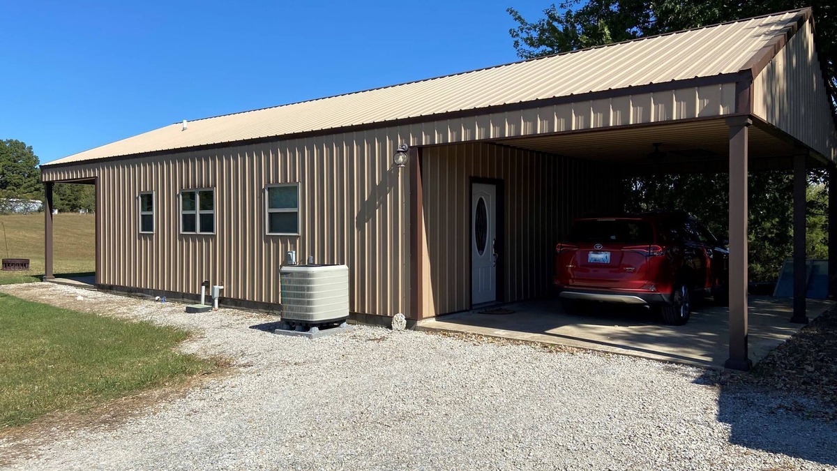 Paragould Cabin | Love Shack