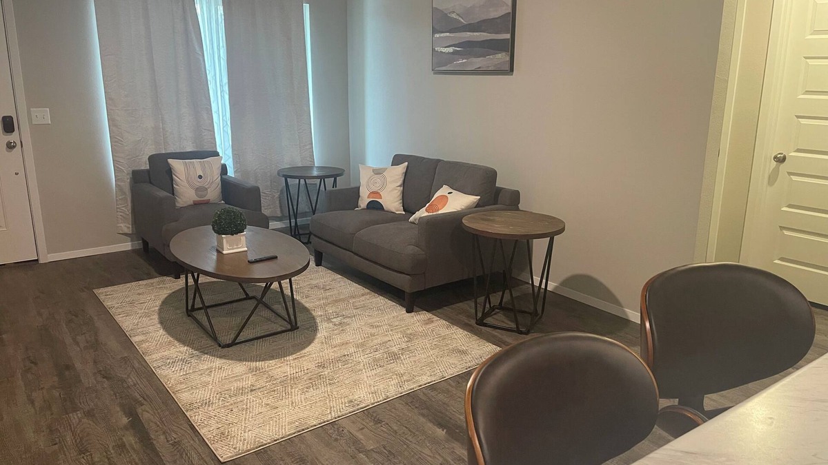 Broken Arrow House | Love stay brand new 3-bedroom two full bath house in serene Broken Arrow