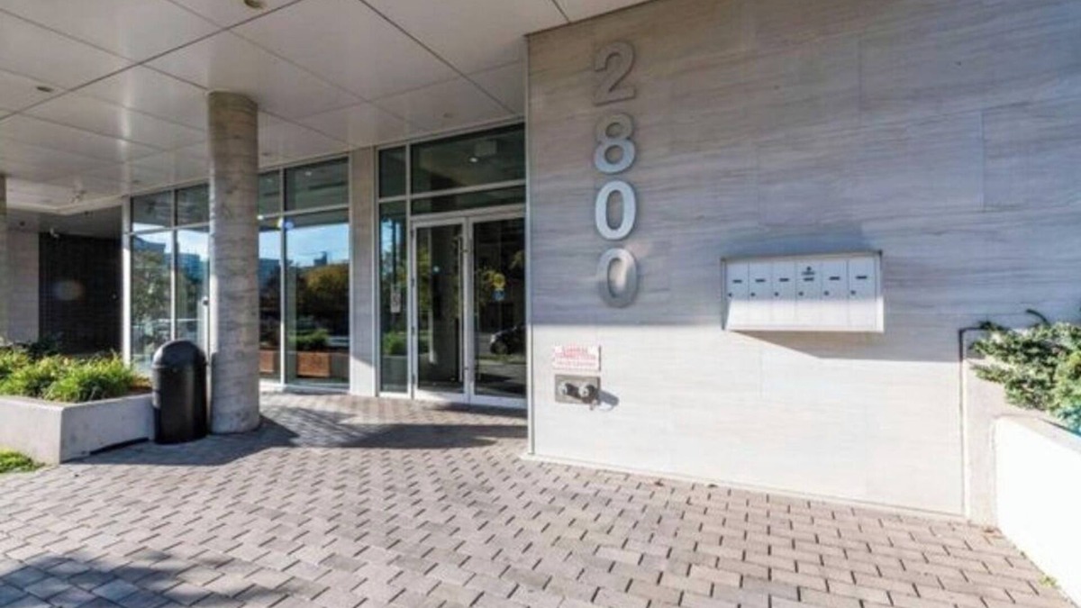 Downsview Condo | Lovely 1+1 bedroom condo with balcony