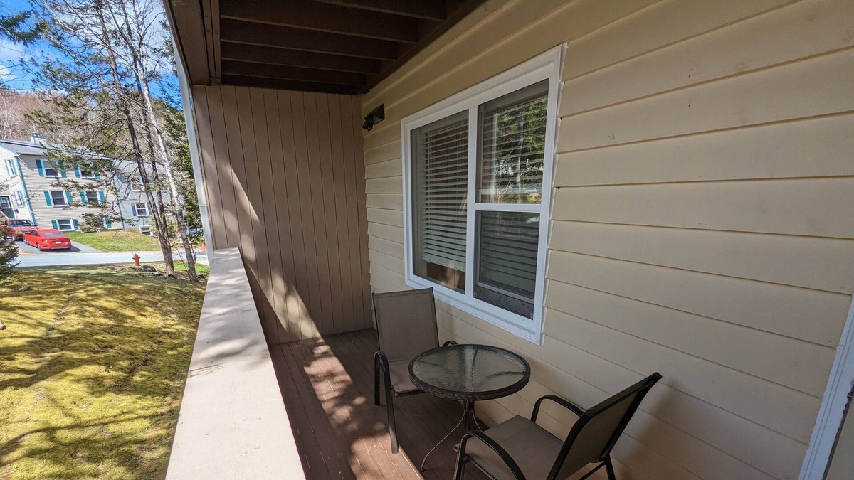 Bedford Condo | Lovely 1 Bedroom Condo With Free Parking & Wifi