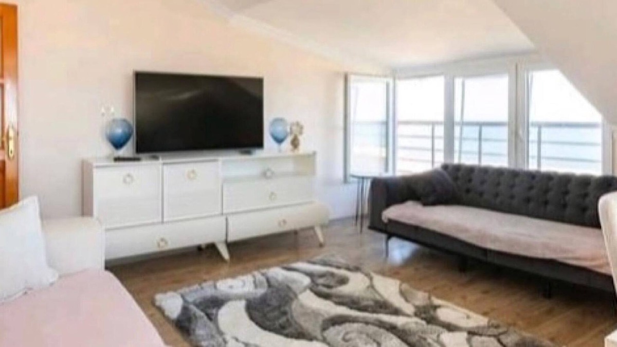 Arnavutkoy Apartment | Lovely 2+1 Rooftop Flat Near Istanbul Airport